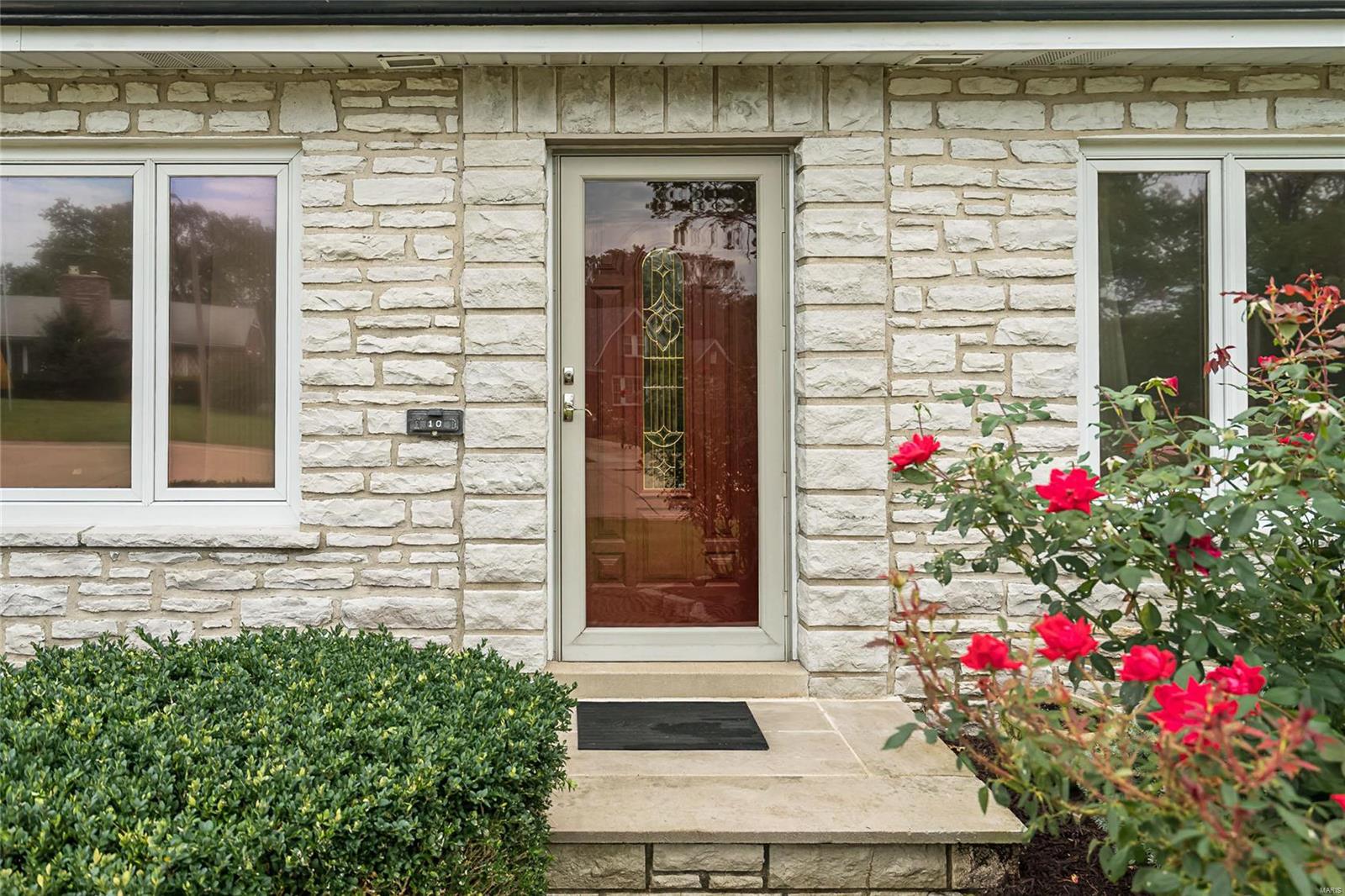 10 Willmore Road St. Louis, MO 63109 - Photo 3 of 52