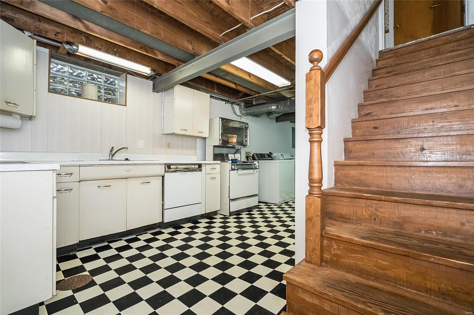 10 Willmore Road St. Louis, MO 63109 - Photo 34 of 52