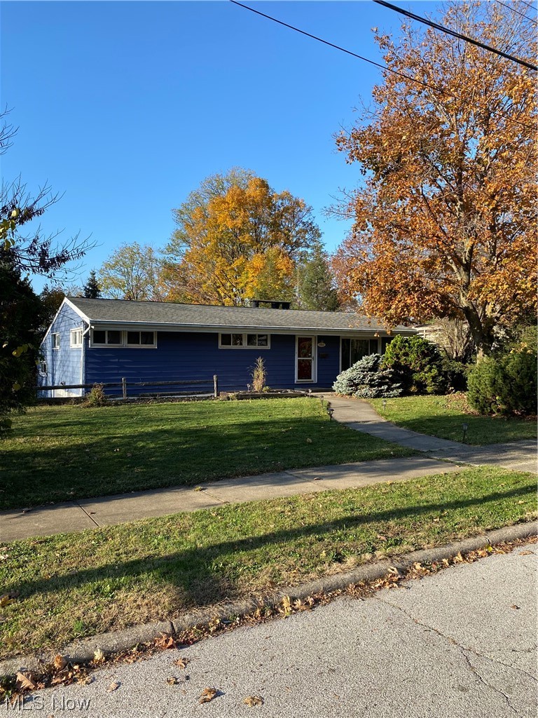 19801 Upper Terrace Road Euclid, OH 44117 - Photo 1 of 22 Ranch-style house featuring a front lawn