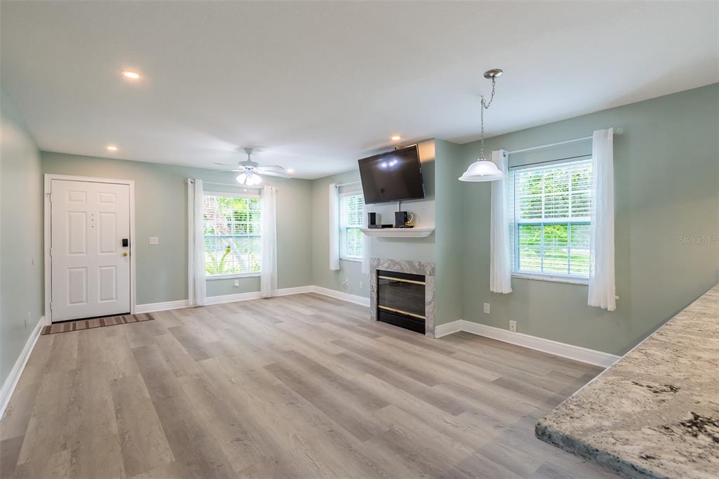 355 23rd Avenue Southwest Seminole, FL 33778 - Photo 11 of 38