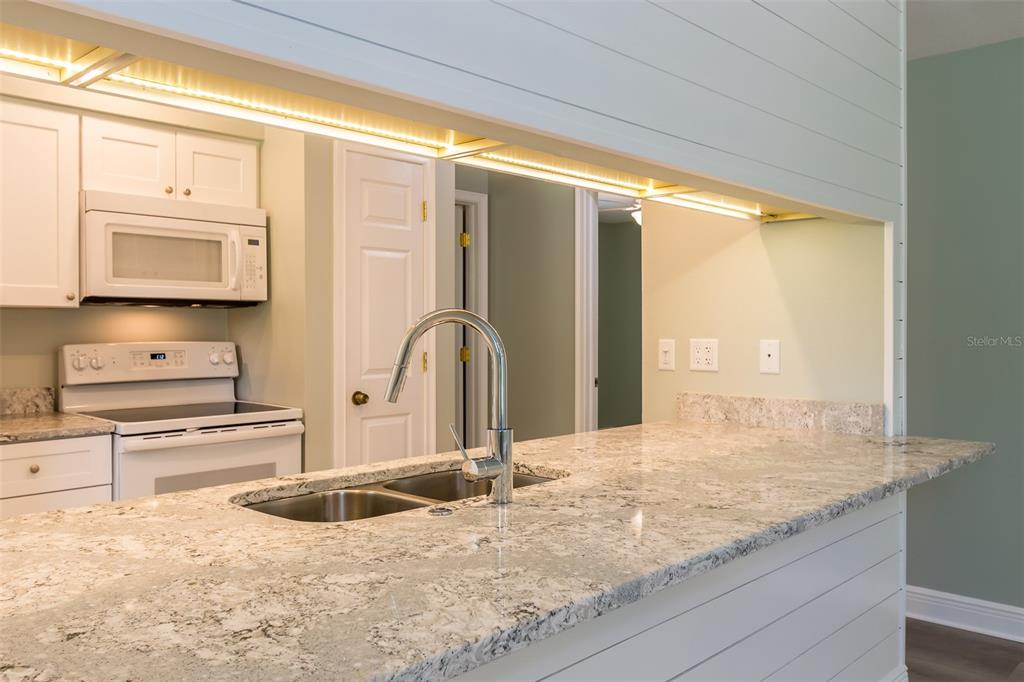 355 23rd Avenue Southwest Seminole, FL 33778 - Photo 13 of 38