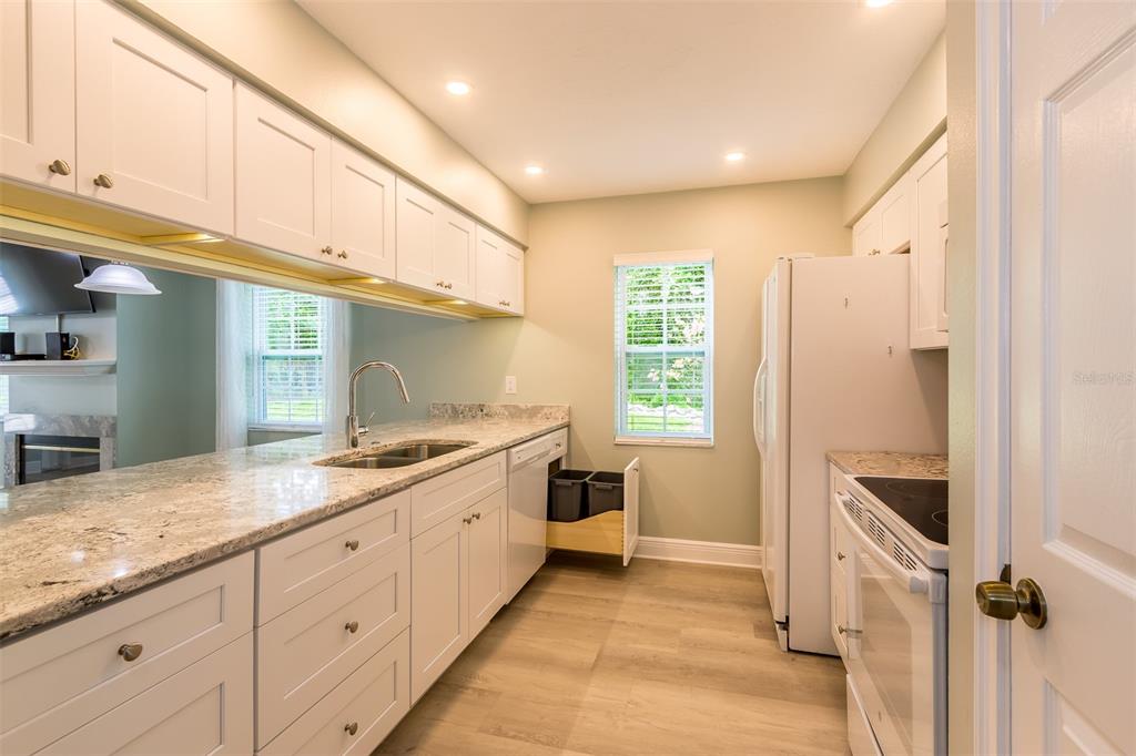 355 23rd Avenue Southwest Seminole, FL 33778 - Photo 14 of 38