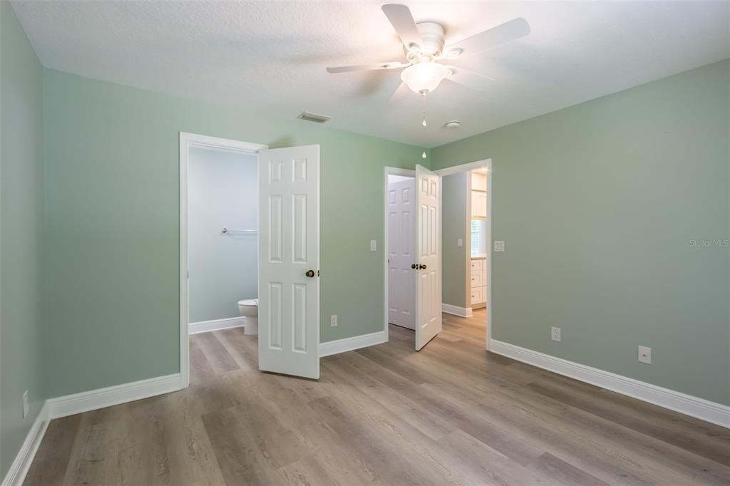 355 23rd Avenue Southwest Seminole, FL 33778 - Photo 19 of 38