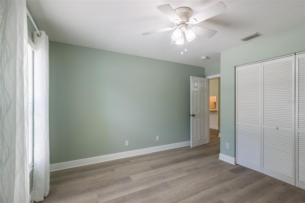 355 23rd Avenue Southwest Seminole, FL 33778 - Photo 27 of 38