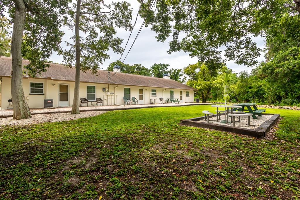 355 23rd Avenue Southwest Seminole, FL 33778 - Photo 36 of 38