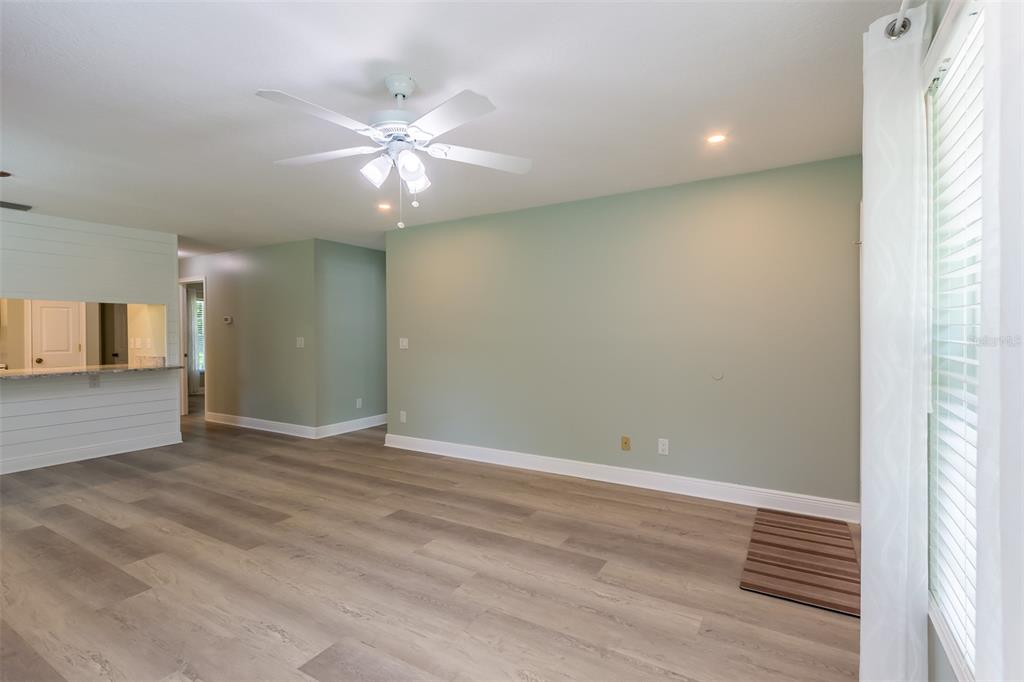 355 23rd Avenue Southwest Seminole, FL 33778 - Photo 8 of 38