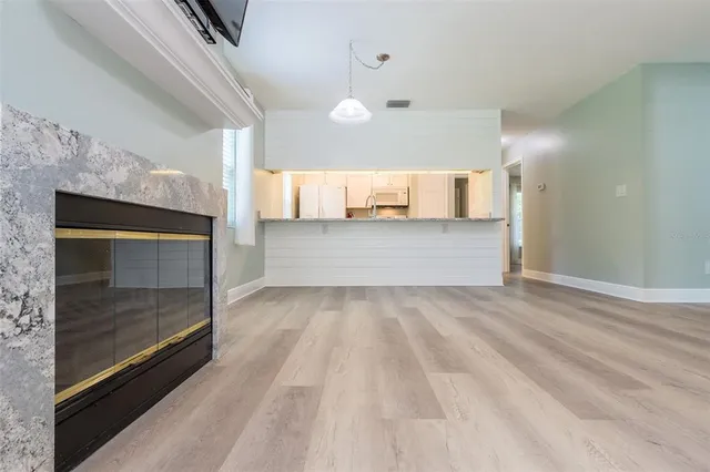 $1,995 | 355 23rd Avenue Southwest, Seminole, FL 33778