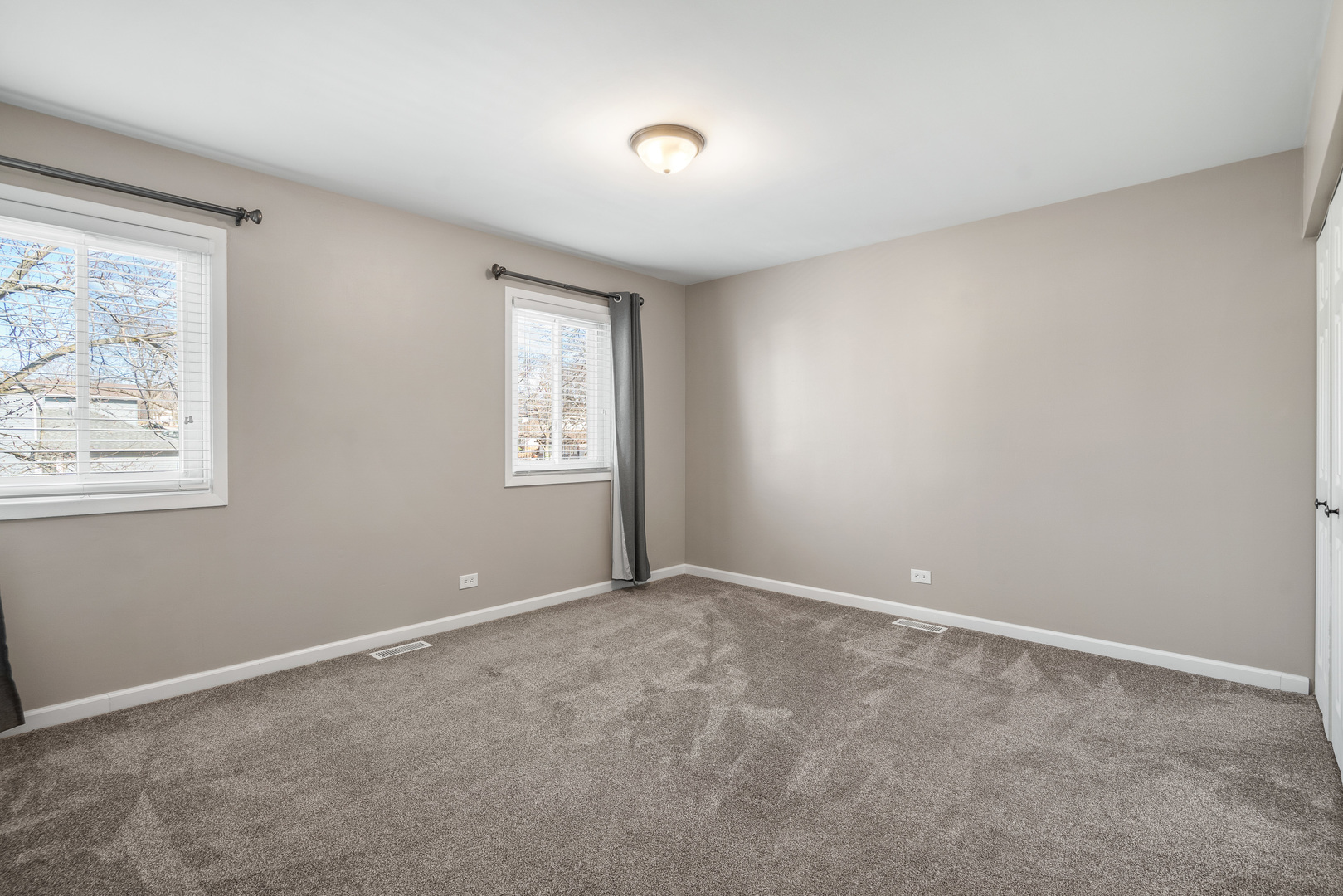 543 Old Stone Road Bolingbrook, IL 60440 - Photo 9 of 16 Gallery Image 9