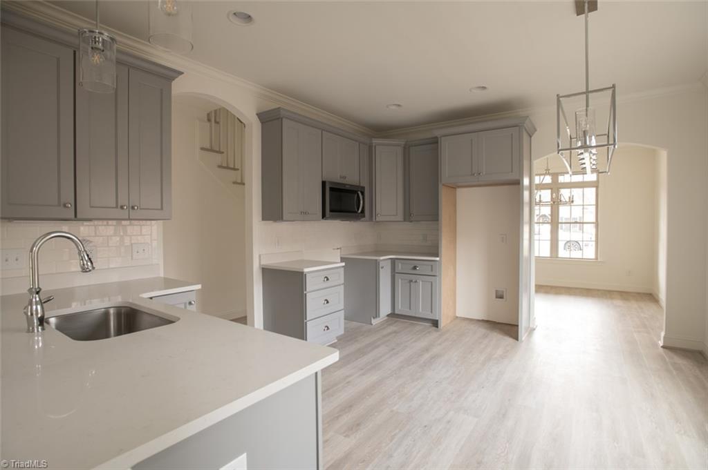 2254 Renaissance Lane High Point, NC 27262 - Photo 9 of 30 Gallery Image 9