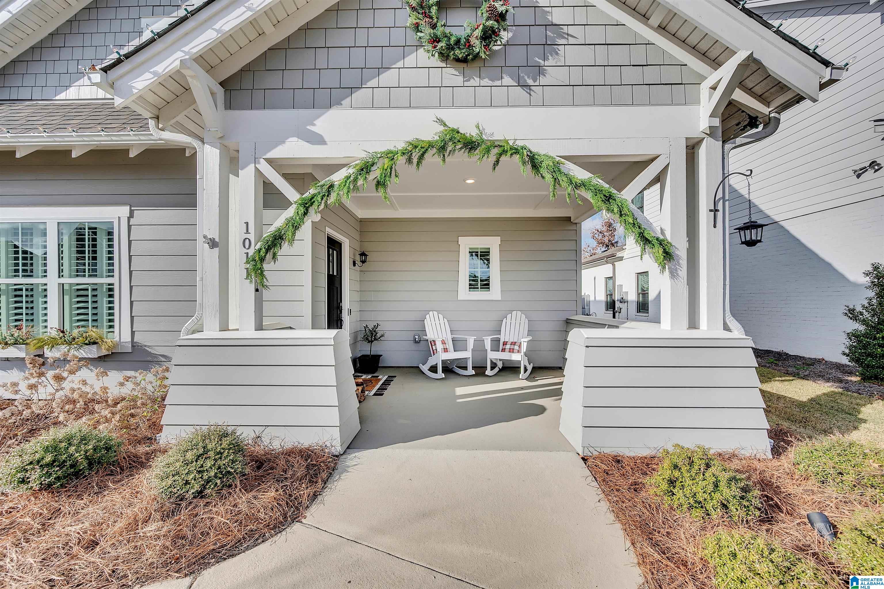 1011 Crestview Ridge Helena, AL 35080 - Photo 3 of 36