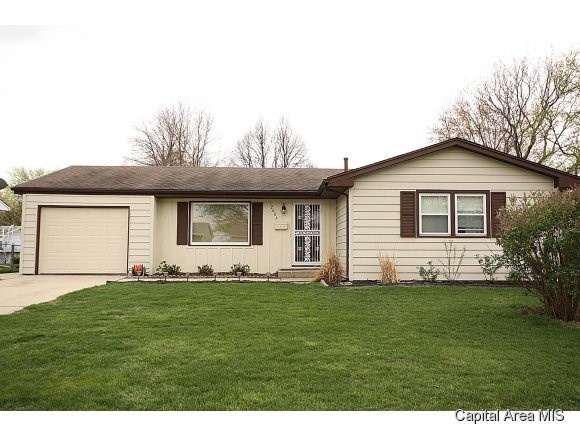 2604 Sherborn Road Springfield, IL 62702 - Photo 1 of 23
