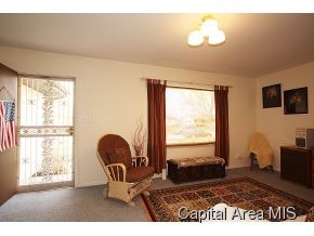 2604 Sherborn Road Springfield, IL 62702 - Photo 5 of 23