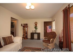 2604 Sherborn Road Springfield, IL 62702 - Photo 6 of 23