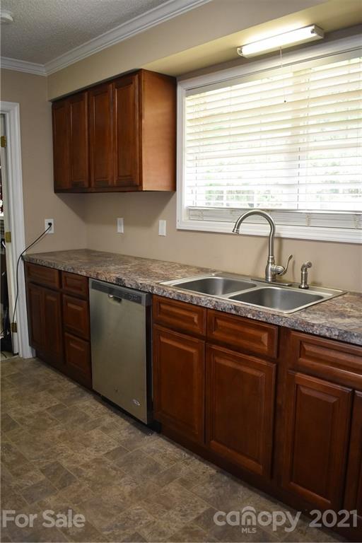 4174 Parks Road Lexington, NC 27292 - Photo 8 of 37 Gallery Image 8