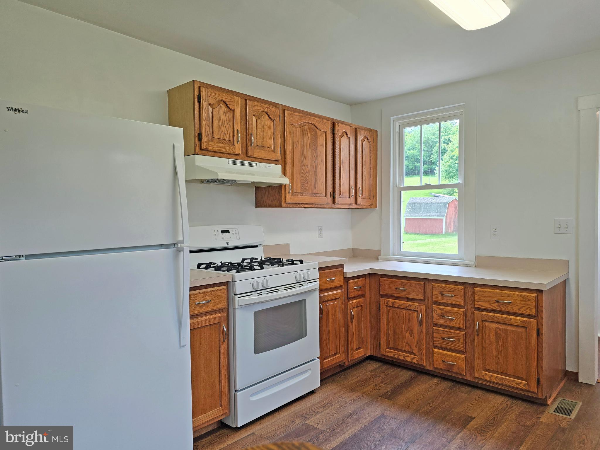 117 Accident Bittinger Road Accident, MD 21520 - Photo 13 of 47