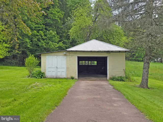 $225,000 | 117 Accident Bittinger Road, Accident, MD 21520