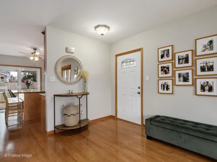 $375,000 | 19543 Division Street, Mokena, IL 60448