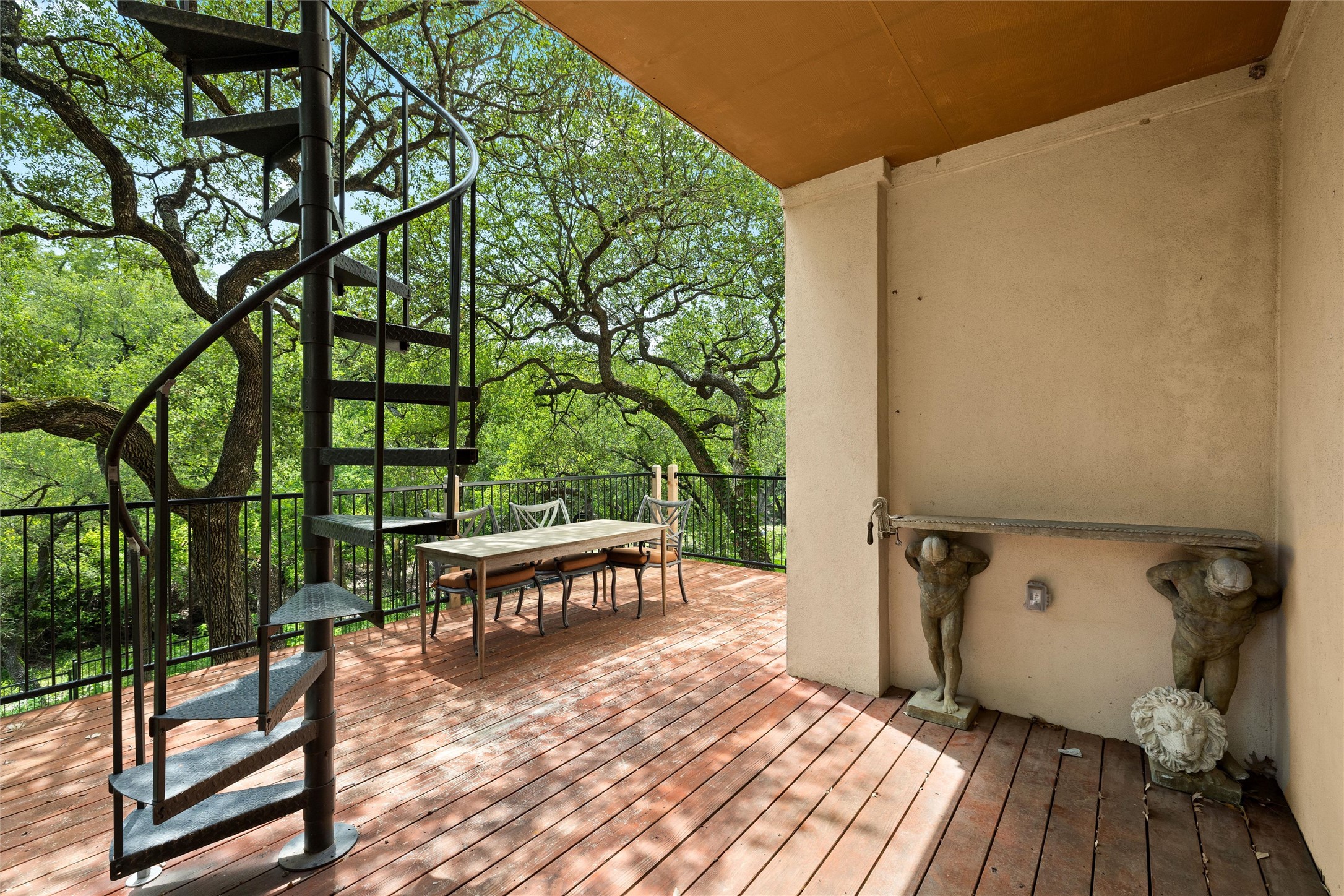8540 Adirondack Trail, Unit 21 Austin, TX 78759 - Photo 32 of 40 a balcony with chairs