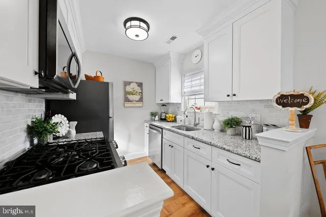 $329,900 | 133 Tavistock, Cherry Hill, NJ 08034