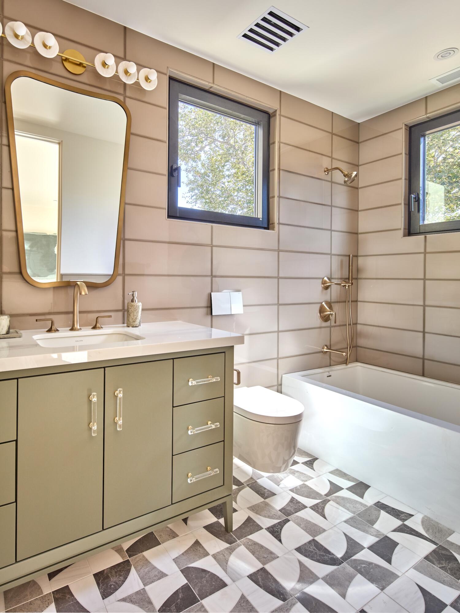 285 Olive Mill Road Santa Barbara, CA 93108 - Photo 29 of 38 upper bed ensuite bathroom