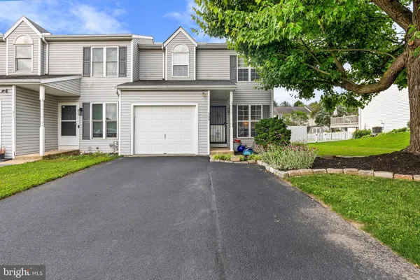 $315,000 | 309 Parklawn Court, Lancaster, PA 17601