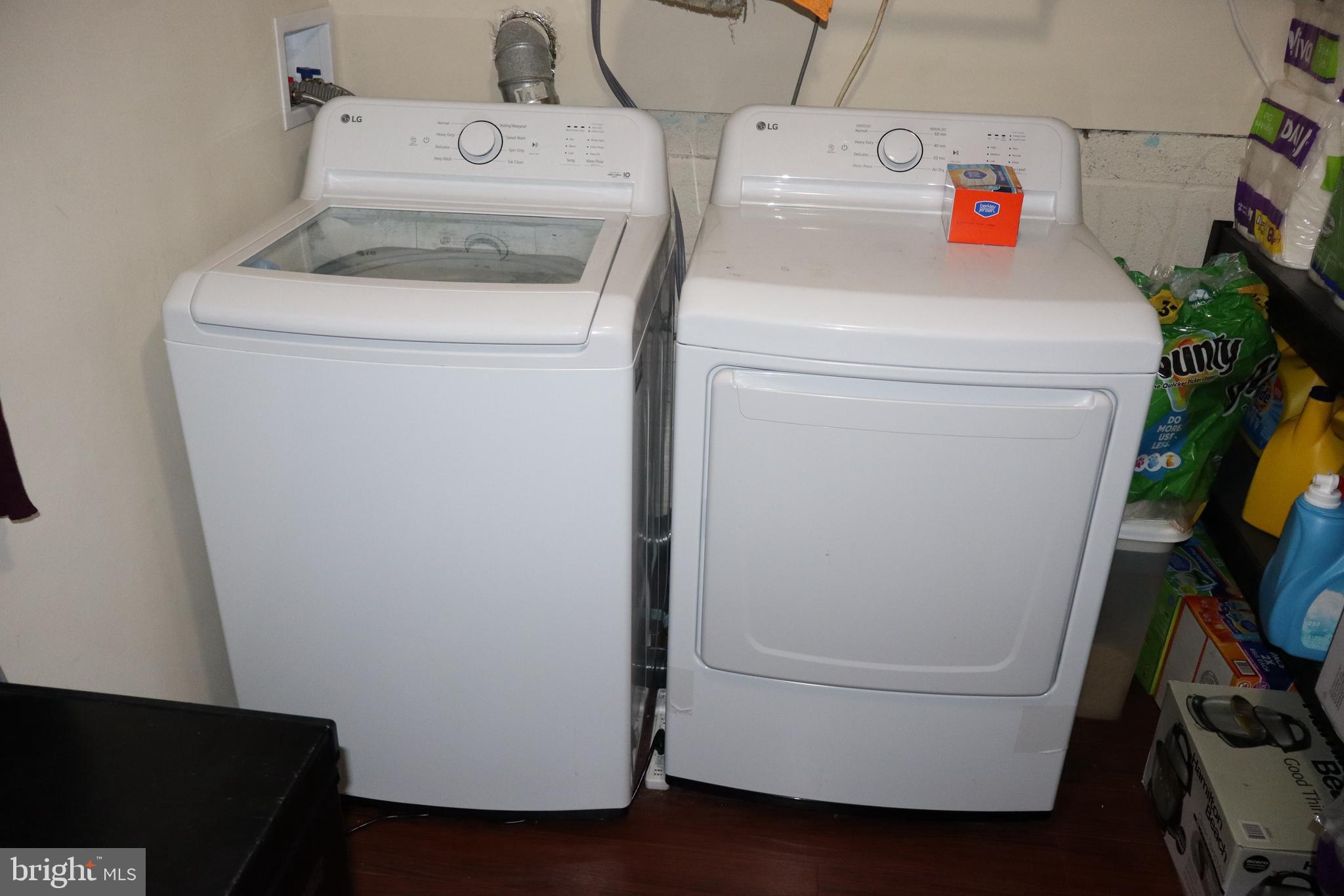 10916 Bridle Path Circle Waldorf, MD 20601 - Photo 12 of 36 a utility room with dryer and washer