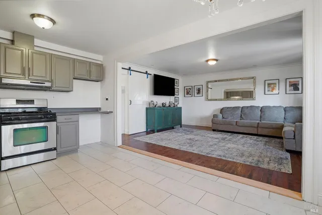 $710,000 | 11 Montclair Court, Petaluma, CA 94954