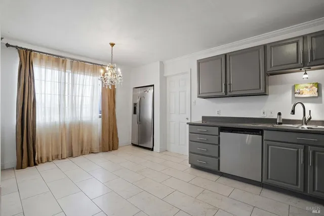 $710,000 | 11 Montclair Court, Petaluma, CA 94954