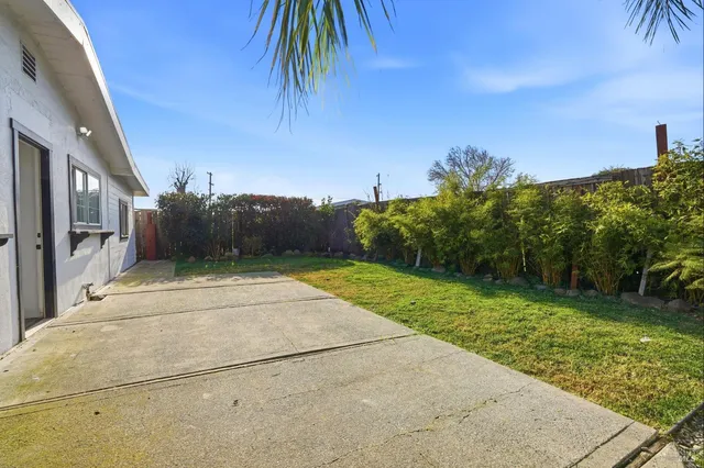 $710,000 | 11 Montclair Court, Petaluma, CA 94954