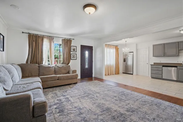 $710,000 | 11 Montclair Court, Petaluma, CA 94954