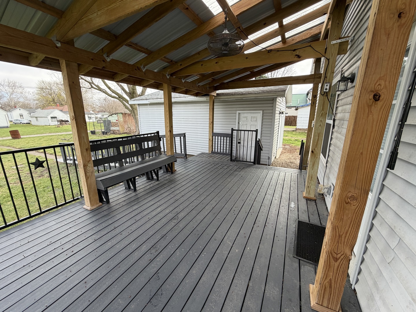609 East Clay Street Clinton, IL 61727 - Photo 12 of 48