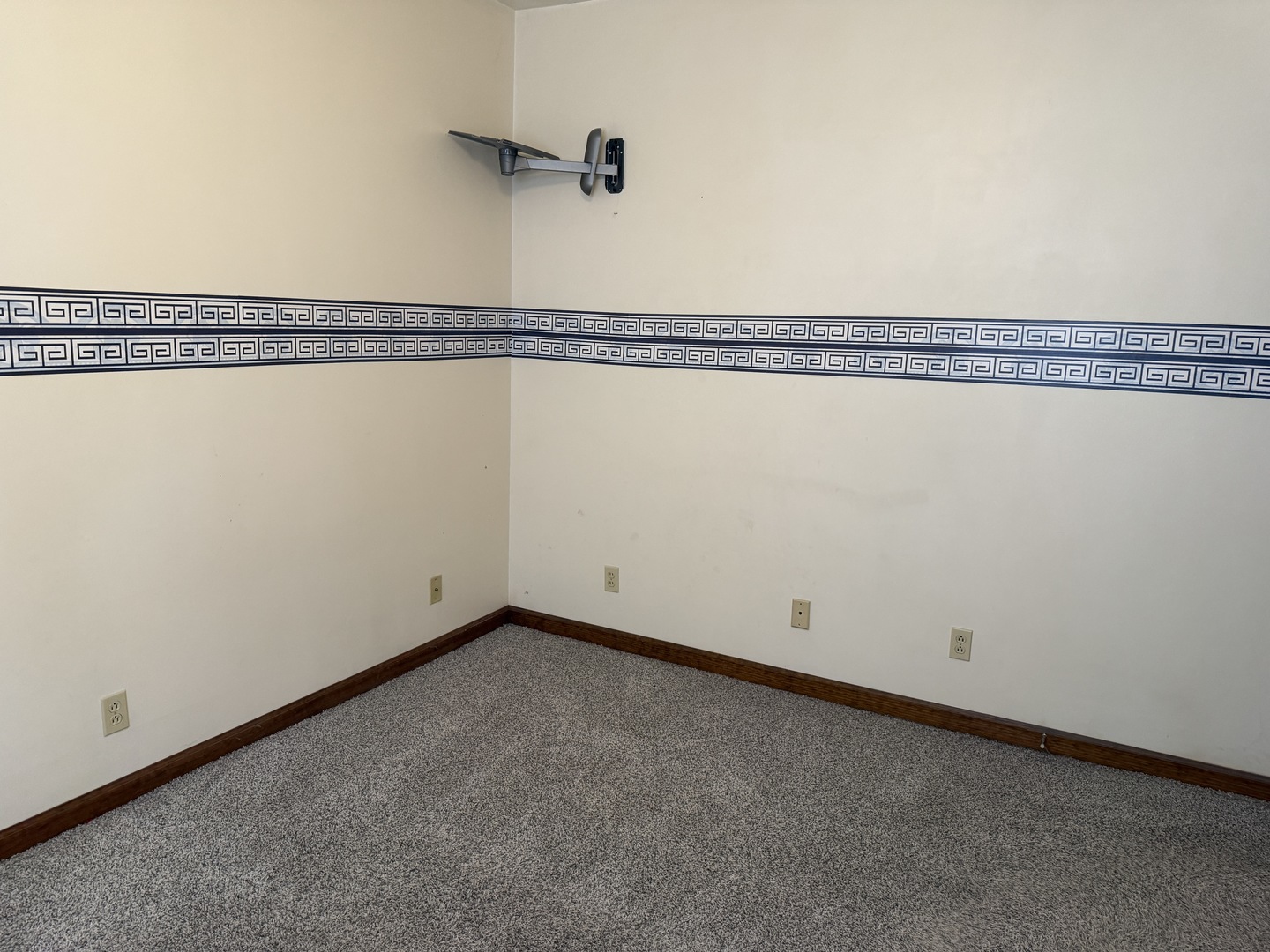 609 East Clay Street Clinton, IL 61727 - Photo 24 of 48