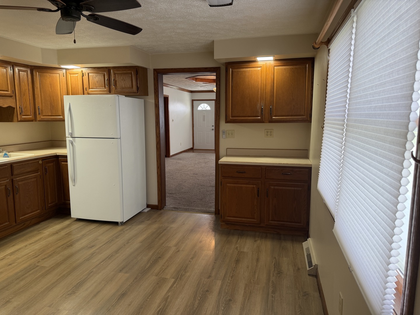 609 East Clay Street Clinton, IL 61727 - Photo 33 of 48