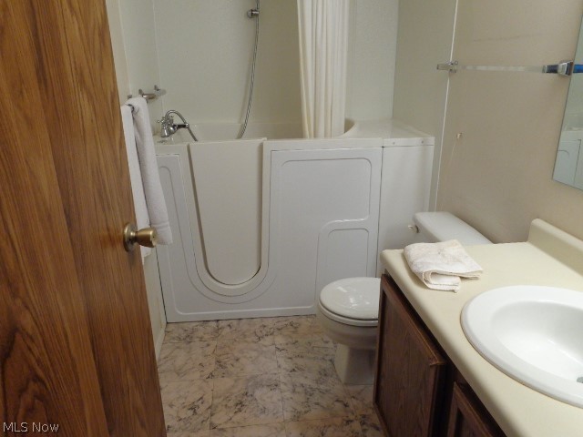 4481 Grayton Road, Unit 39 Cleveland, OH 44135 - Photo 9 of 17 Main Bathroom