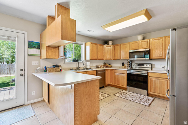 827 West 2730th Street South Logan, UT 84321 - Photo 5 of 32