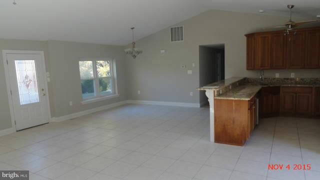 2820 Stinnett Road Huntingtown, MD 20639 - Photo 7 of 17 Kitchen