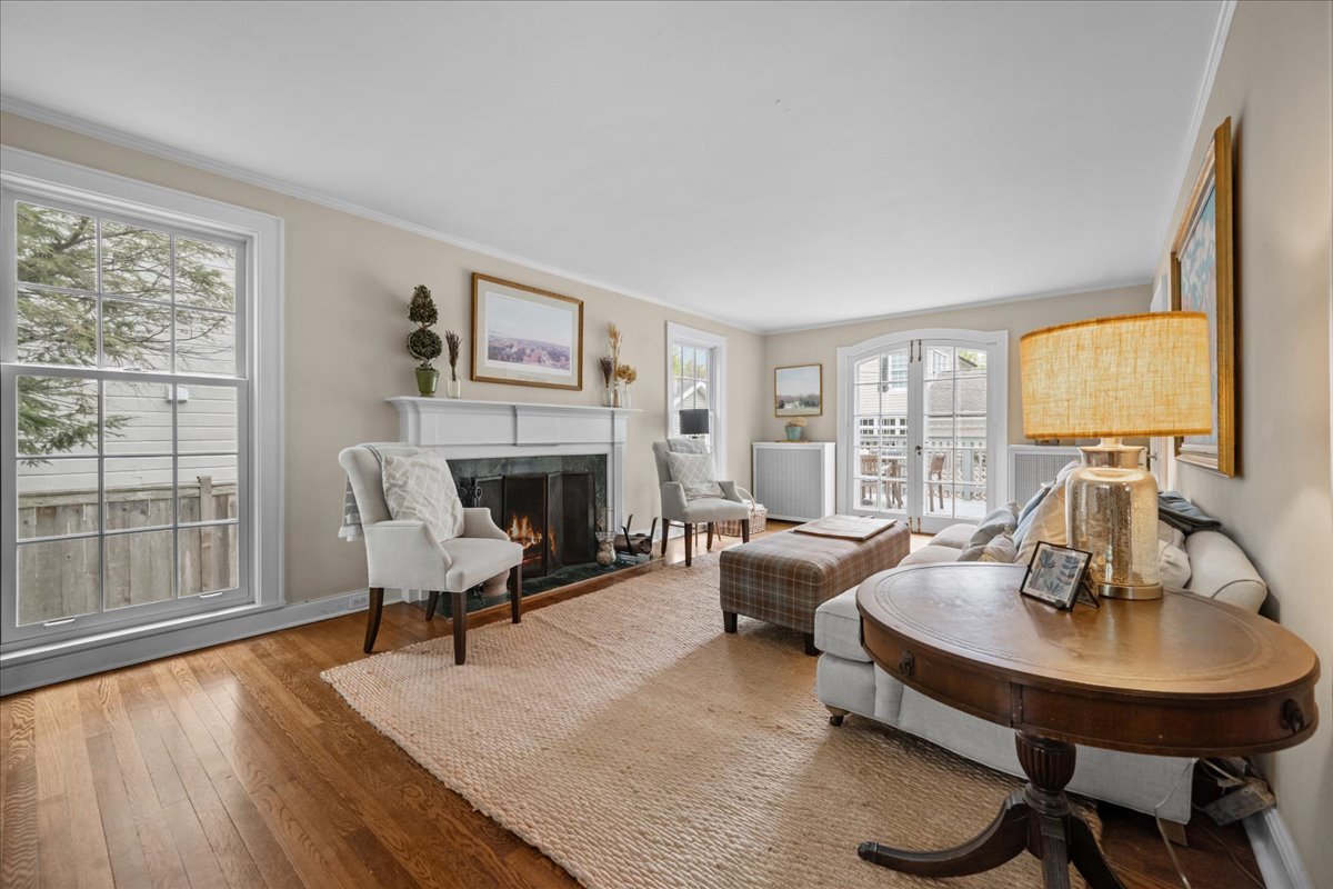 642 Ash Street Winnetka, IL 60093 - Photo 8 of 36