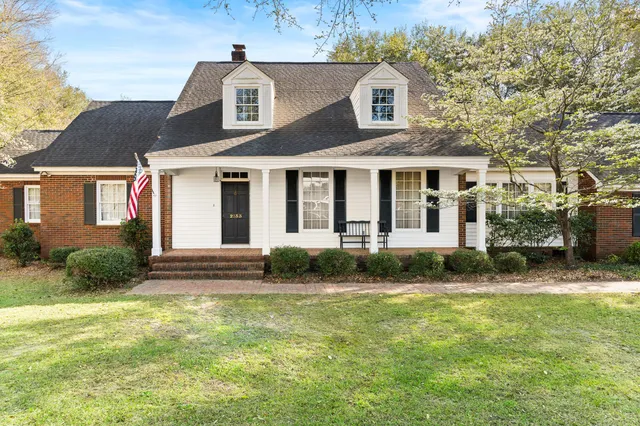 $425,000 | 2133 Griffith Drive Northwest, Orangeburg, SC 29118
