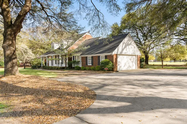 $425,000 | 2133 Griffith Drive Northwest, Orangeburg, SC 29118