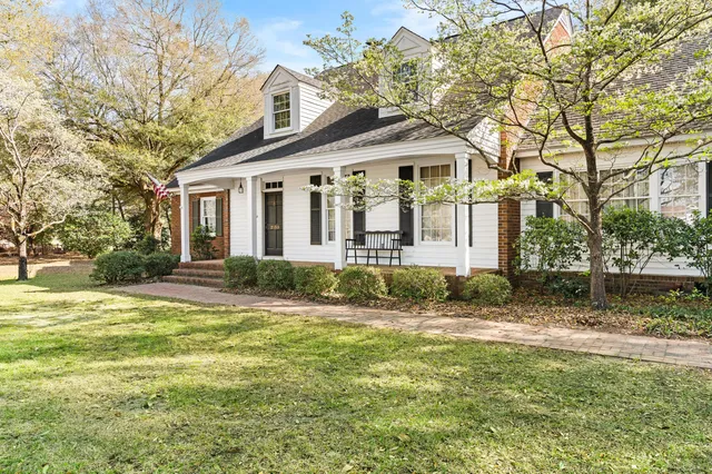 $425,000 | 2133 Griffith Drive Northwest, Orangeburg, SC 29118