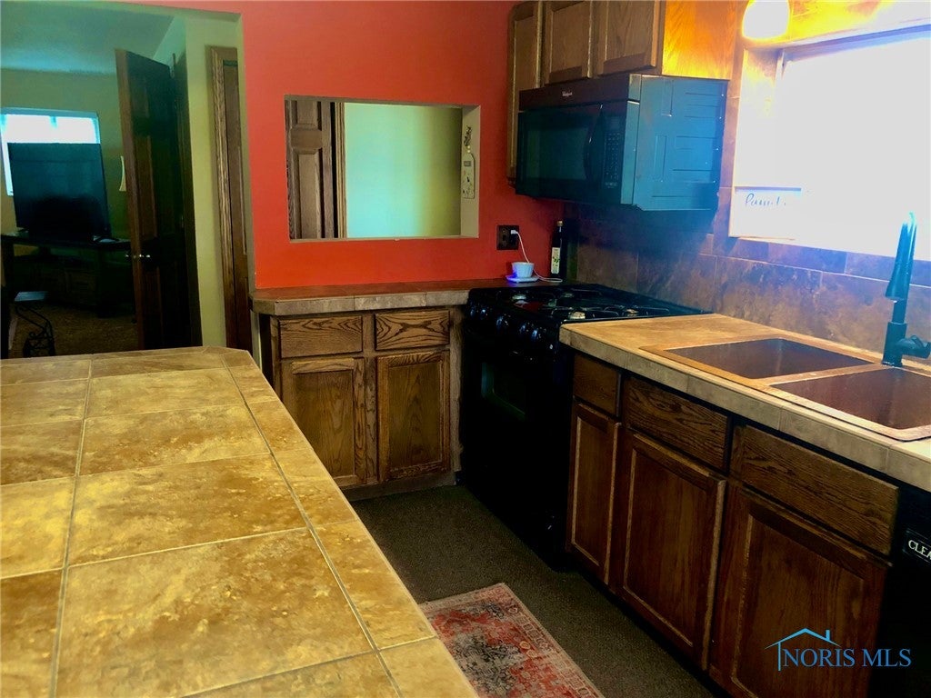5151 Keller Road Walbridge, OH 43465 - Photo 22 of 44 Gallery Image 22