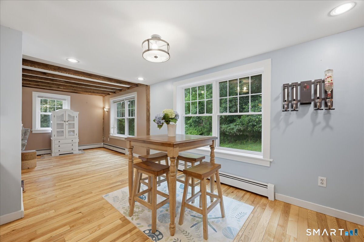 82 Old Post Road Clinton, CT 06413 - Photo 13 of 40