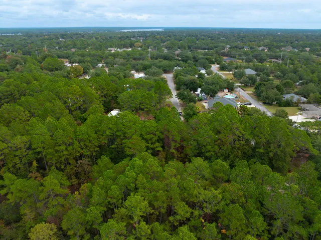 $110,000 | 2960 Sherwood Drive, Navarre, FL 32566