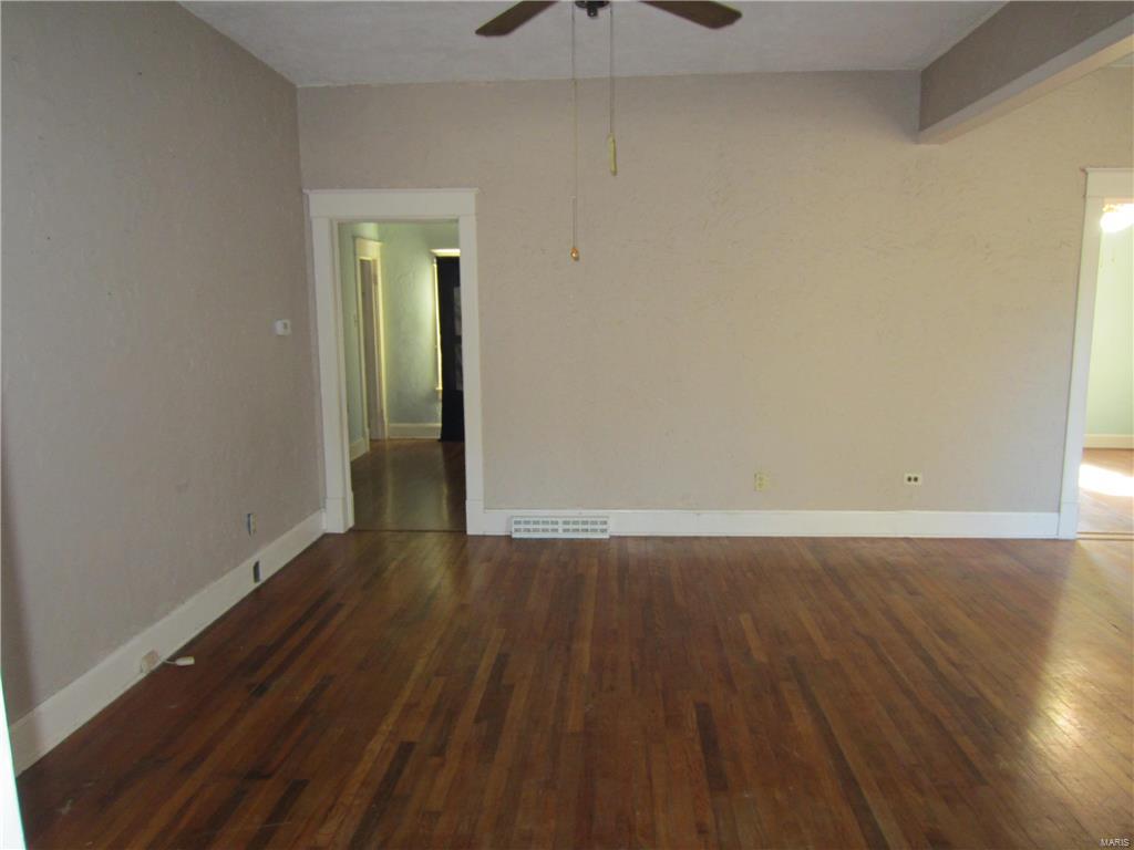 507 North Springfield Street Grafton, IL 62037 - Photo 14 of 33