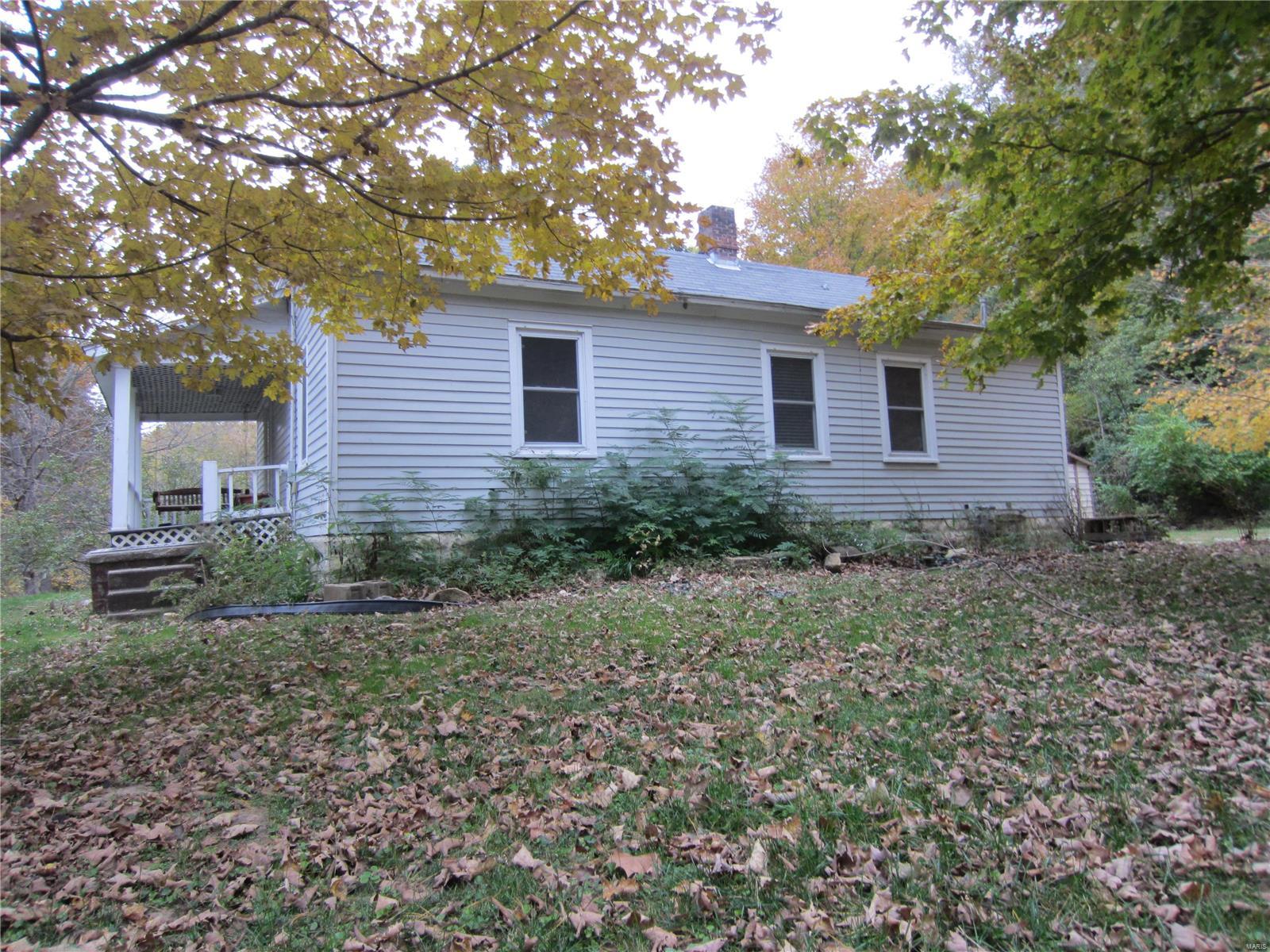 507 North Springfield Street Grafton, IL 62037 - Photo 3 of 33
