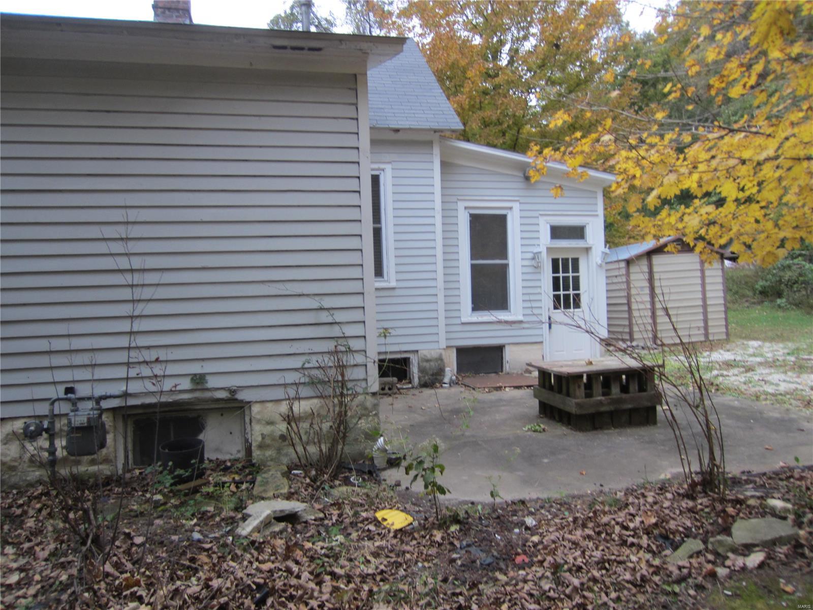 507 North Springfield Street Grafton, IL 62037 - Photo 4 of 33