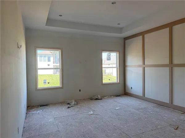 $609,900 | 2609 Northeast Crestview Street, Blue Springs, MO 64029