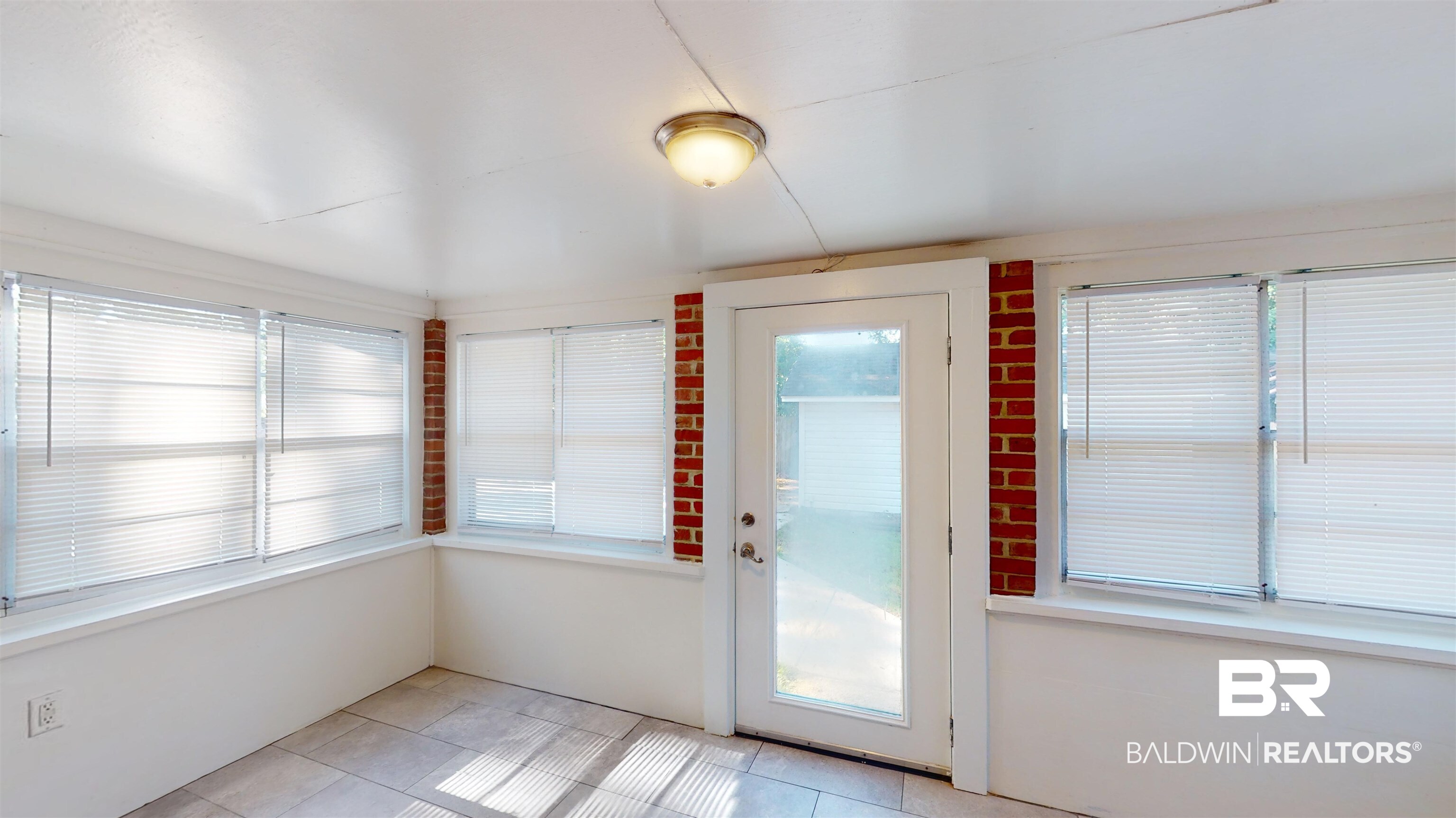 3001 Ralston Road Mobile, AL 36606 - Photo 12 of 18