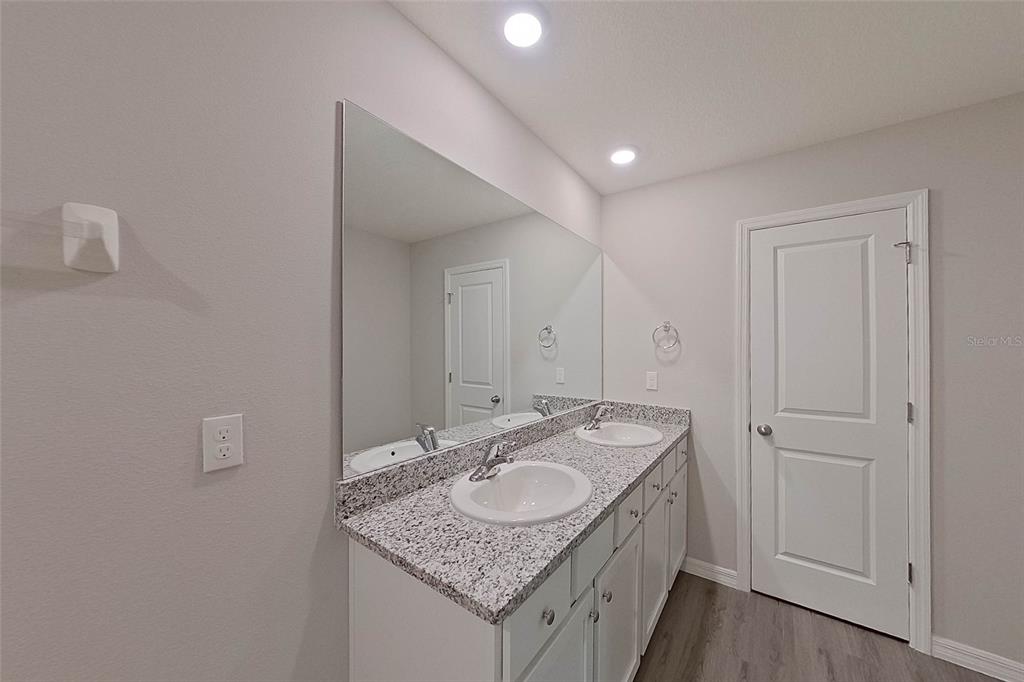 8670 Southwest 43rd Avenue Ocala, FL 34476 - Photo 17 of 26