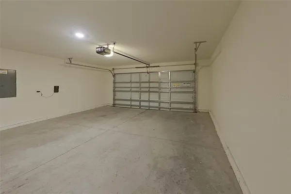 $2,195 | 8670 Southwest 43rd Avenue, Ocala, FL 34476